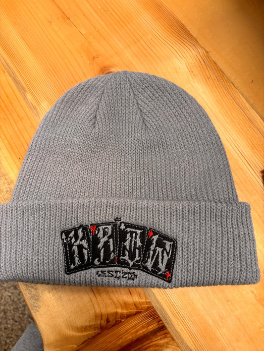 ‘CARDS BEANIE’