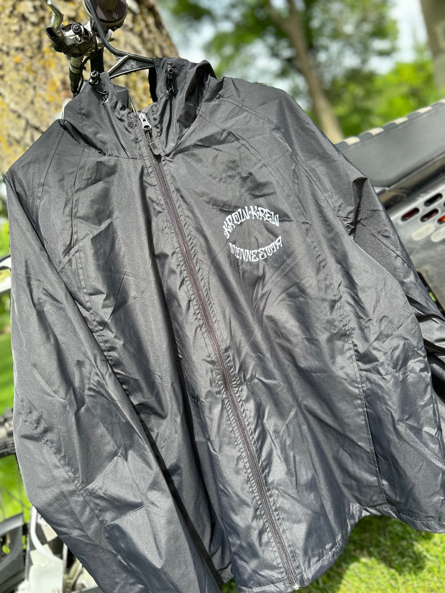 MC WINDBREAKER